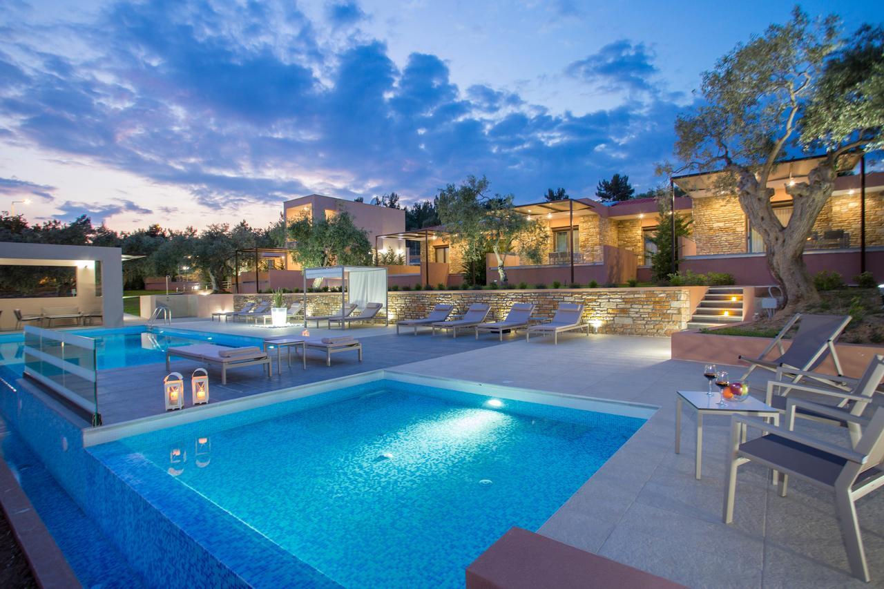 Aventura Village Potos Exterior photo